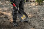J10-204 - J-Series D-Handle Square Point Shovel - In use - 03